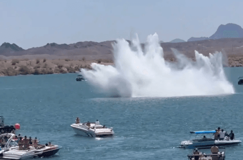 boat crash arizona